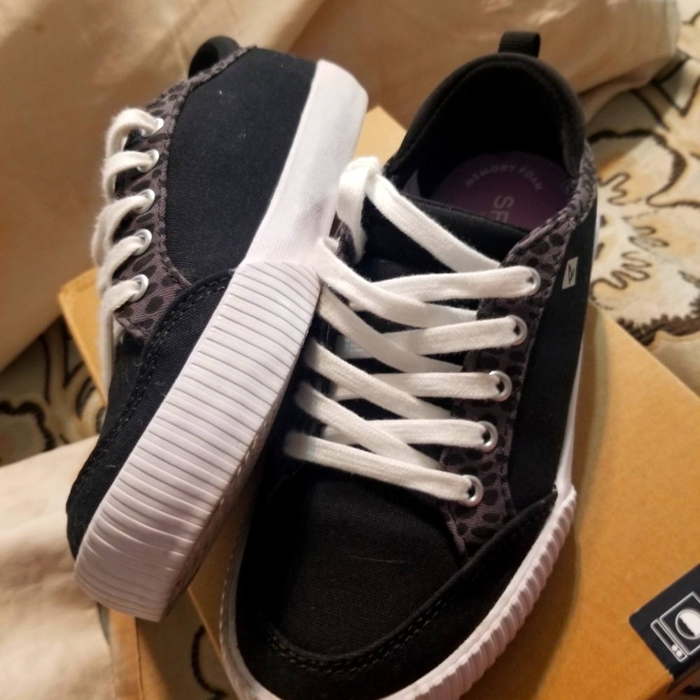 SPERRY GIRLS SIZE 13 COVETIDE